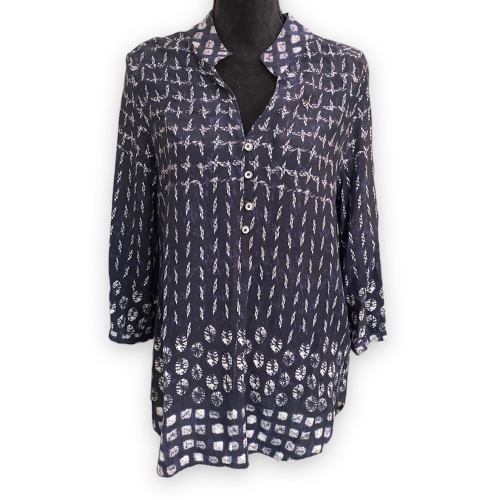 ANTILIA FEMME Navy & White Print Hi Low Top | M-L | EUC